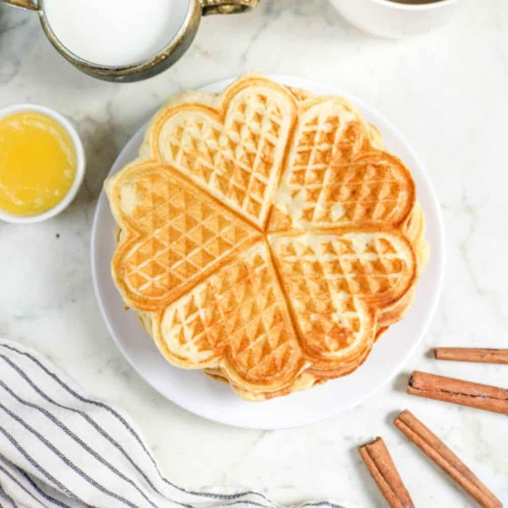 The Best Easy Keto Chaffles Recipe (4-Ingredients) - Low Carb Yum