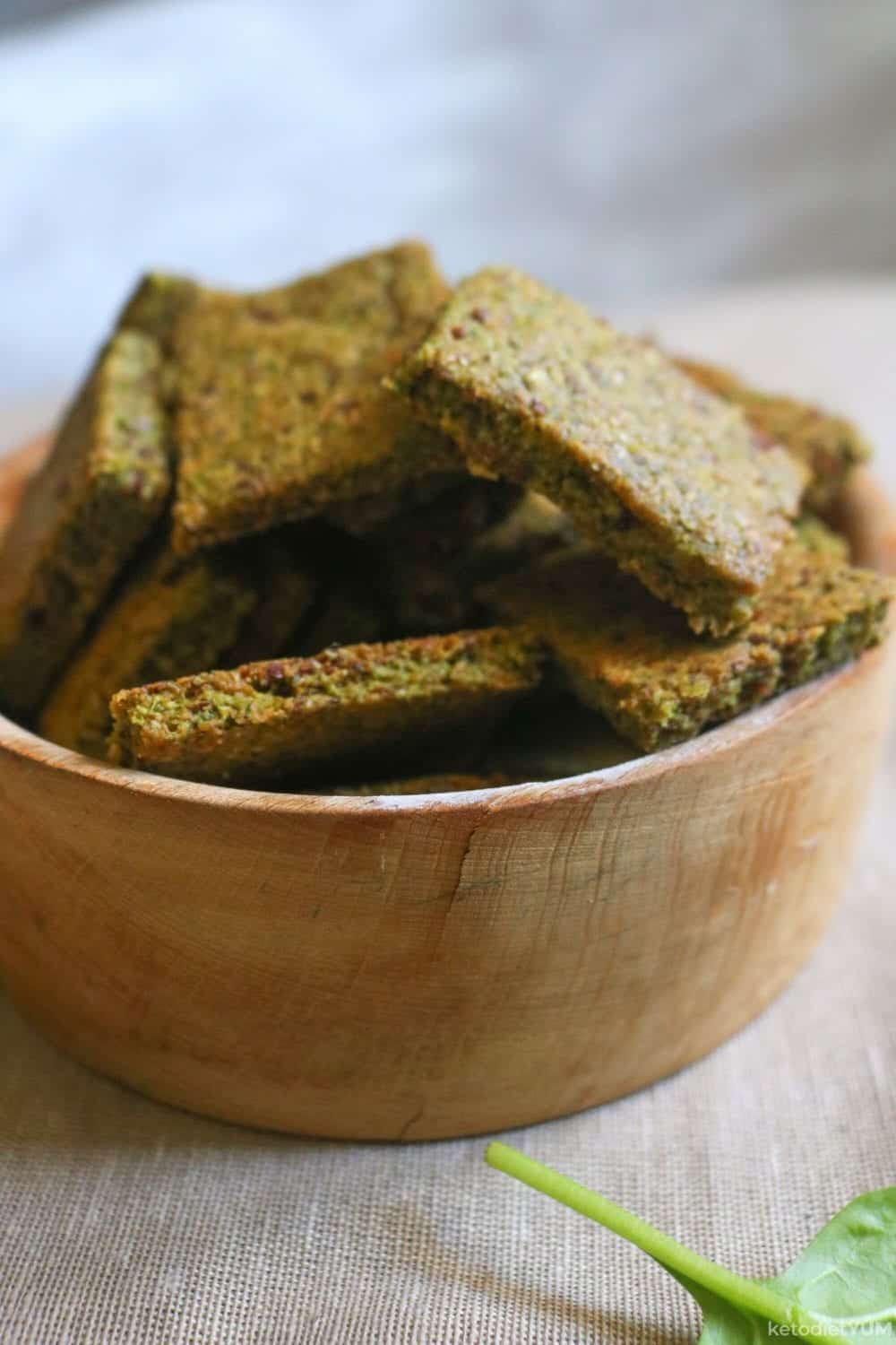 Crispy Parmesan Spinach Crackers