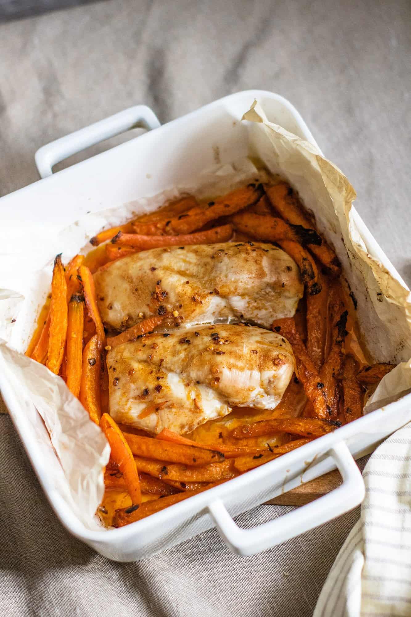 Chili Garlic Roasted Chicken And Carrots - Keto Diet Yum