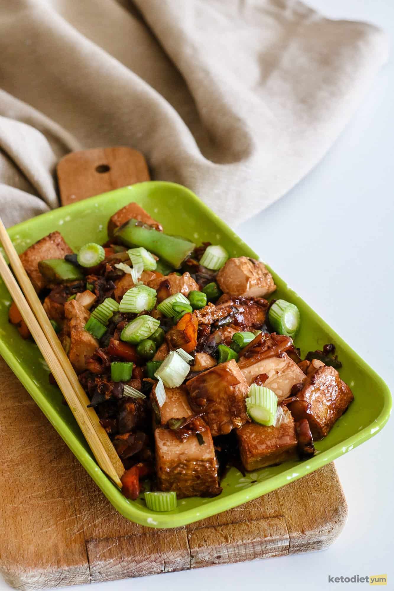 Easy Tofu Stir Fry (Keto/Vegetarian) - Keto Diet Yum