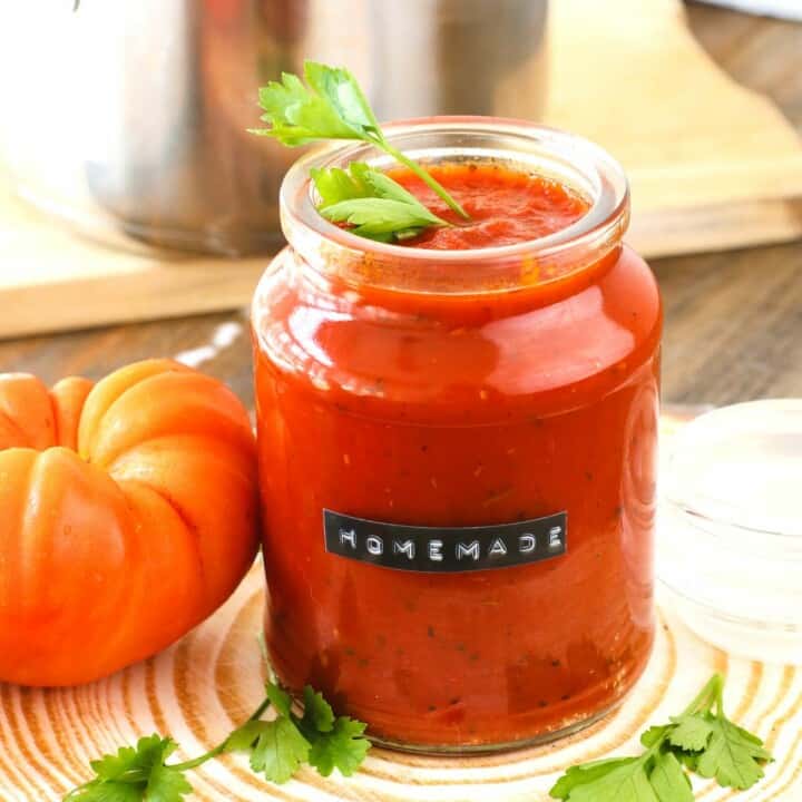 EASY Keto Tomato Sauce 4 Ingredients, Gluten Free, Low Carb